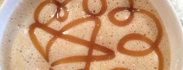 Bourbon Coffee MA is one of Posti che sono piaciuti a Saleh.