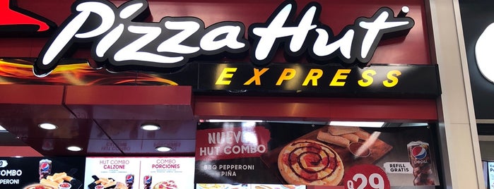 Pizza Hut Pradera Concepcion is one of Restaurantes.