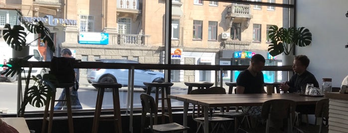 White Coffeebar is one of สถานที่ที่ Marco ถูกใจ.