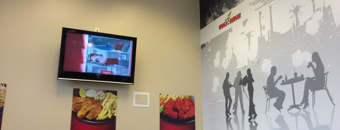 In-N-Out Wings N' Burger is one of Chester : понравившиеся места.