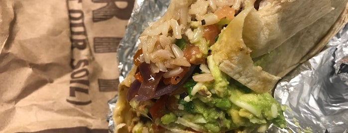 Chipotle Mexican Grill is one of Locais curtidos por Brian C.