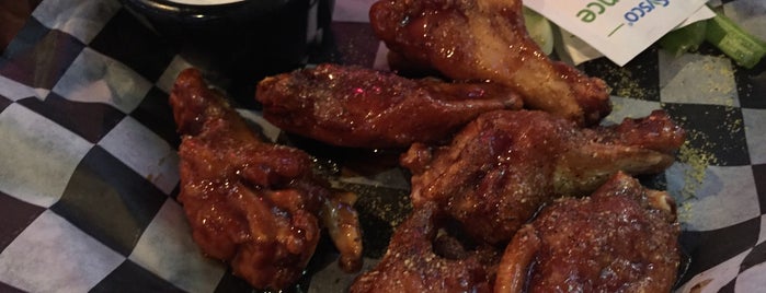 Hudson Grille is one of TJ's Favorite Wing Spots.