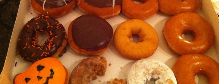 Krispy Kreme Doughnuts is one of Creative Loafing Badge - Level up.