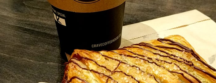 Crave Coffee House and Bakery is one of siva'nın Beğendiği Mekanlar.
