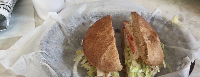 Alvin Ord's Sandwich Shop is one of Bigger in Texas.