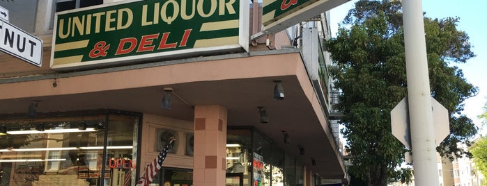 United Liquor & Deli is one of Signage.