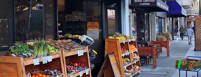 Polk & Green Produce Market is one of Signage.