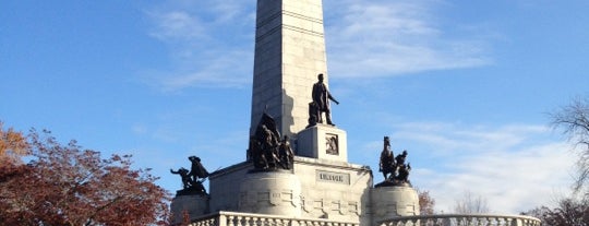 Lincoln Tomb State Historic Site is one of Abraham Lincoln Top Spots.