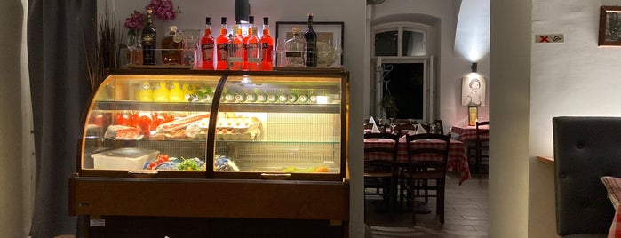 La Delizia is one of Gourmet Life in vienna.