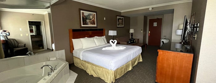 Monte Carlo Inn - Barrie Suites is one of Barrie.
