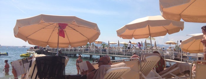 Bâoli Beach is one of Orte, die Reem gefallen.