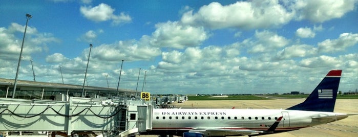 Aeroporto internazionale di Indianapolis (IND) is one of Airports.