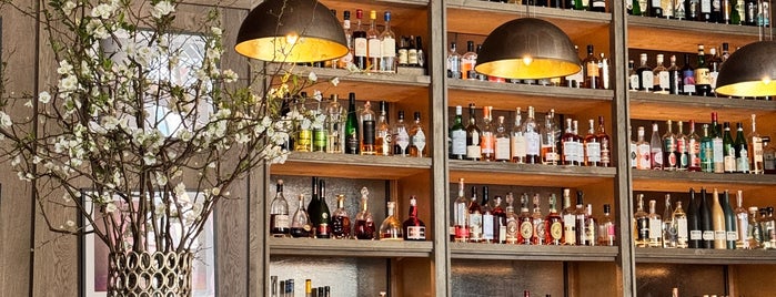 Rosevale Cocktail Room is one of J&K NYC To-Do’s 🗽.