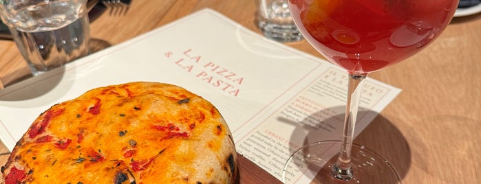 Eataly is one of To-Do List: Las Vegas.