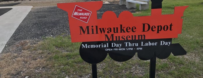 Milwaukee Depot Museum is one of Milwaukee Road.
