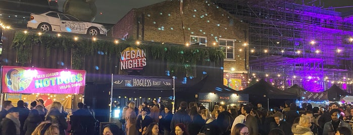 Vegan Nights London is one of สถานที่ที่ Rosie ถูกใจ.