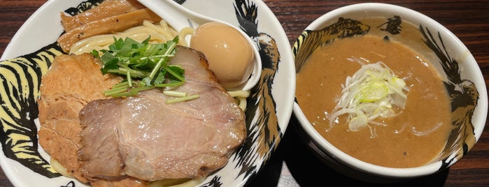 Menya Musashi Takatora is one of Tokyo noodles.