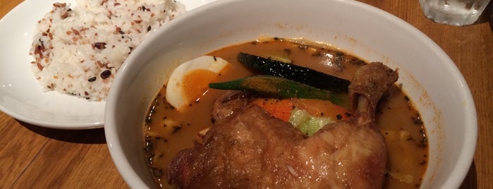 SOUP DINNING & BAR 伊藤家の食卓 is one of 札幌のスープカレー屋（個人メモ）.