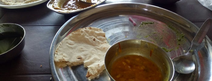 Kesar Shudh Vaishno Dhaba is one of Food Points.