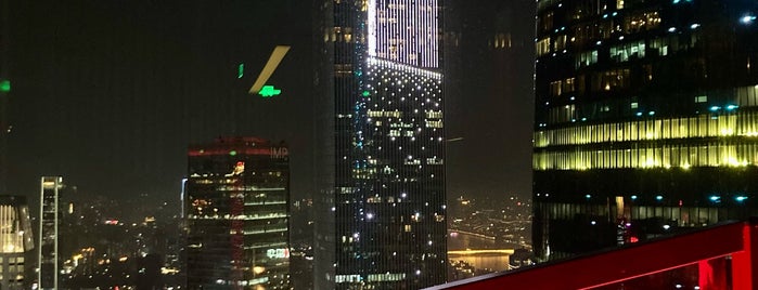 The Roof Bar 悦吧 is one of Guangzhou.