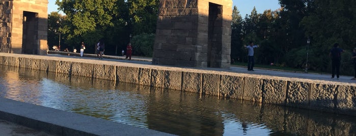 Templo de Debod is one of Lugares favoritos de Arianna.