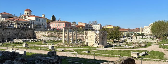 Hadrian's Library is one of When in Athênai.