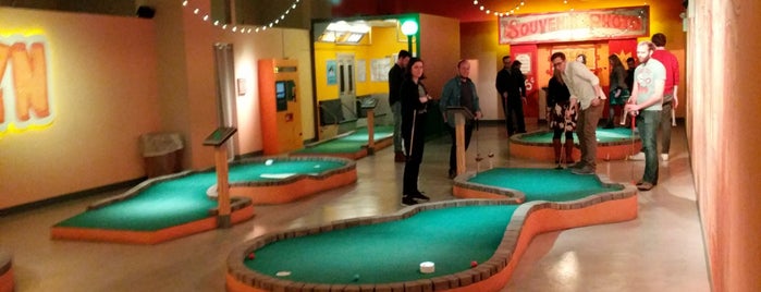 Shipwrecked Miniature Golf is one of Red Hook.