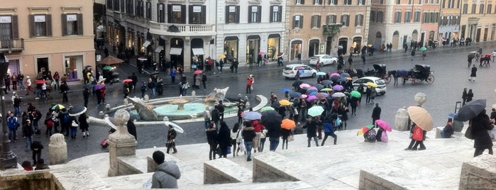 Place d'Espagne is one of Roma.