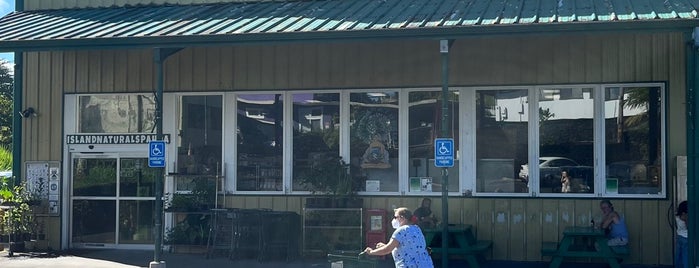Island Naturals Market And Deli is one of Big Island.