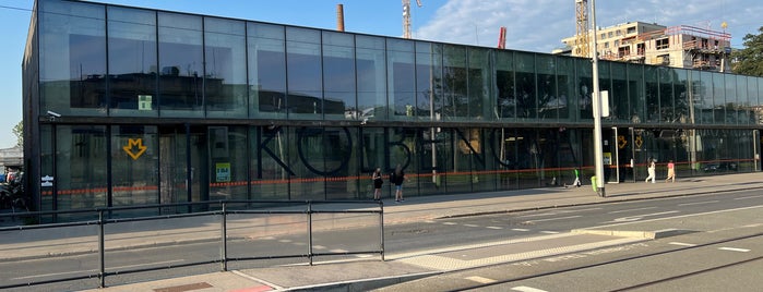 Kolbenova (tram) is one of Tramvajové zastávky v Praze (díl první).
