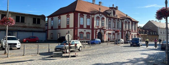 Brandýs nad Labem-Stará Boleslav is one of Obce s rozšířenou působností ČR.