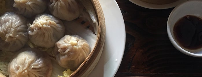 M Shanghai Bistro is one of Sweet N' Sour Check-In- New York Venues.