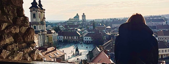 Egri vár is one of Czechia, Slovakia & Hungary.