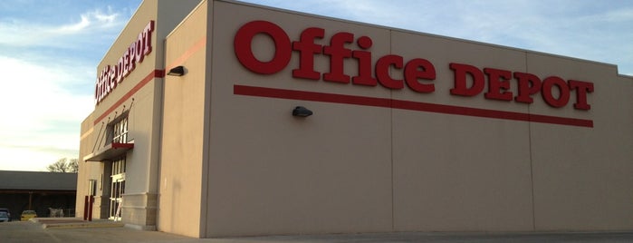 Office Depot is one of สถานที่ที่ Jonathon ถูกใจ.