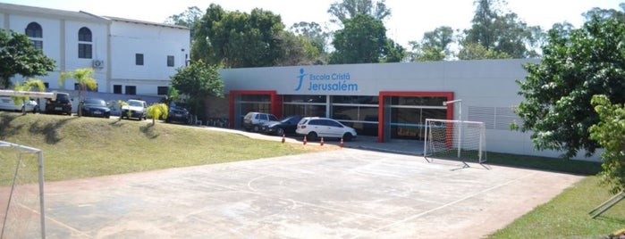 Escola Cristã Jerusalém is one of Lugares.