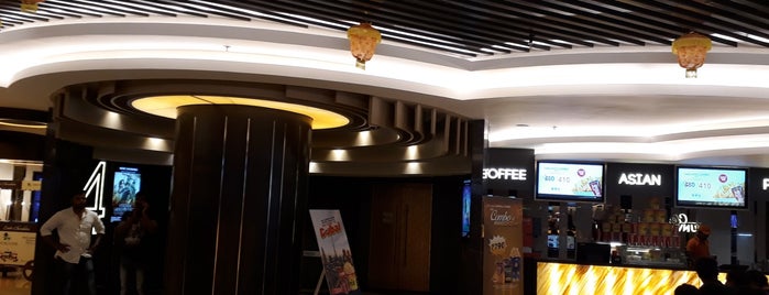 INOX Forum Value Mall is one of Tempat yang Disukai Deepak.