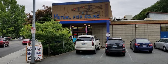 Mutual Fish is one of Dat's Saved Places.