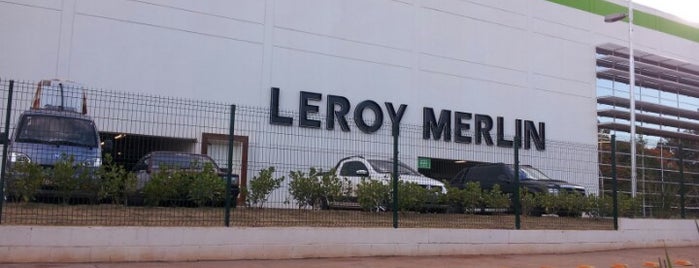 Leroy Merlin is one of Locais curtidos por Charles.
