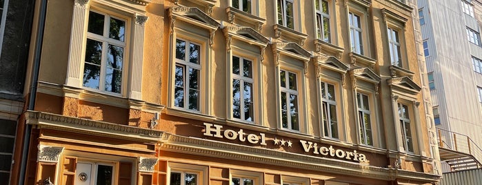 Hotel Victoria is one of Restaurants.
