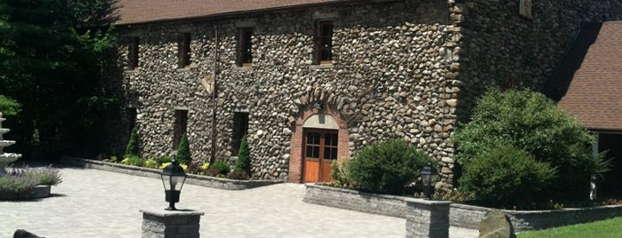 Brotherhood, America's Oldest Winery is one of Lugares favoritos de Marie.