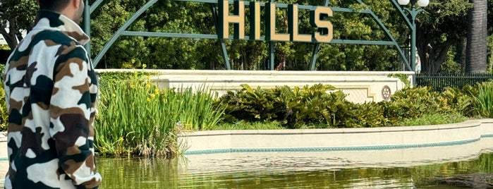 Beverly Hills Sign is one of LaLaLand.