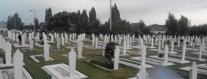 Taman Makam Pahlawan is one of Tempat-tempat yang pernah saya kunjungi..