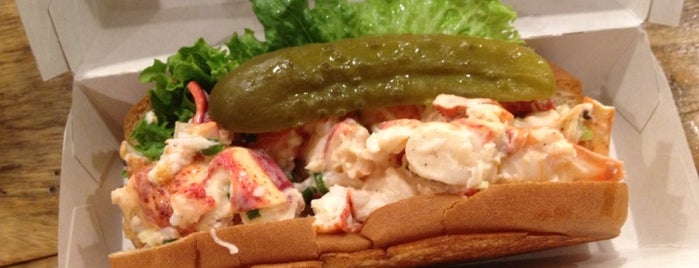 Papa ginos lobster roll