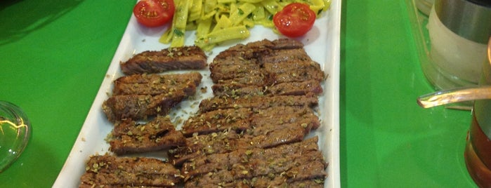 Chef & Salad's is one of istanbul resturants.
