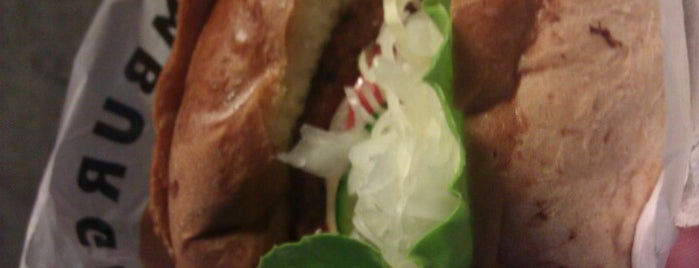 Fanni Büfé is one of Budapest Burger.