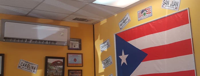 Puerto Rico Restaurant is one of Let's Eat.
