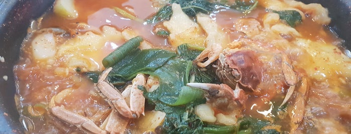 민바리매운탕 is one of 맛집.