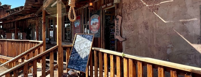 Calico Ghost Town is one of LA.