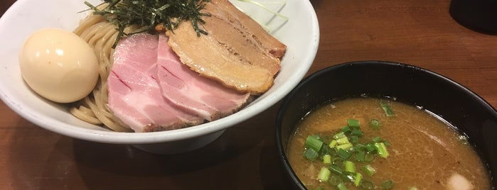 東行 is one of ラーメン6.