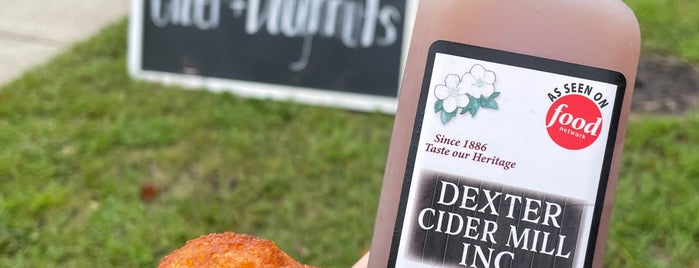Dexter Cider Mill is one of Michigan with JetSetCD.